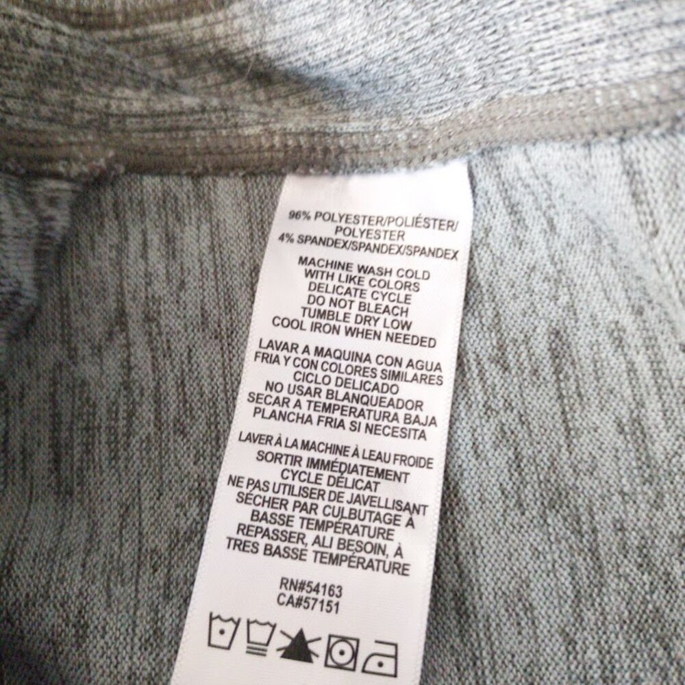 Calvin Klein Performance Capri Set - Picture 2 of 16